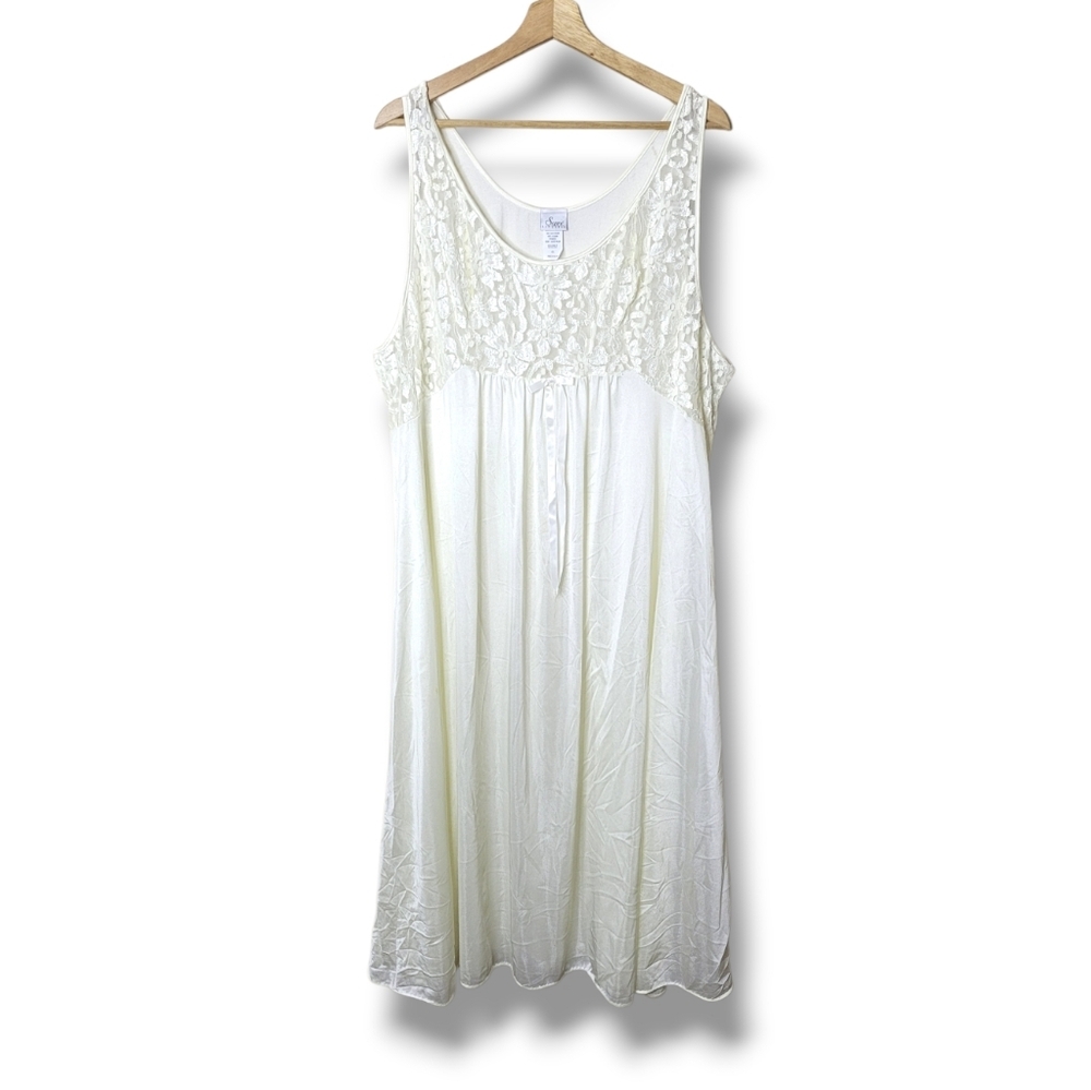 Sopre Vintage Lace Nightgown Size 4X Nylon Sleep Dress